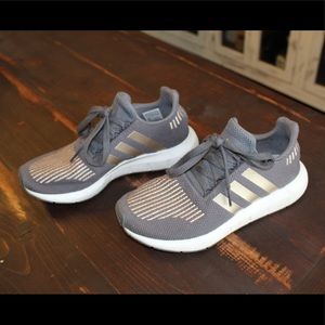 Adidas Swift Run